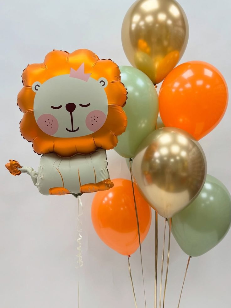 Сет №90 — «Яркий сет с фигурой львёнка»: фольгированный львёнок 30×76 см, 2 оранжевых, 3 фисташковых и 2 хром-золотых латексных шара, 2 грузика — Коломна