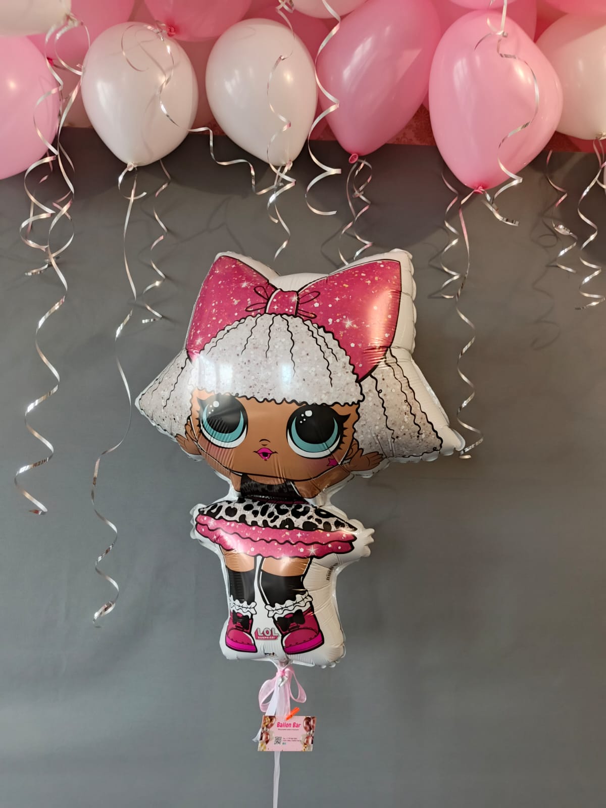 Сет №82 — «Кукла L.O.L. и шары под потолок»: фольгированная кукла 34×86 см,
                   41 гелиевый шар розовых и белых оттенков, бантик, лента и грузик — Коломна