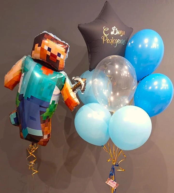Набор гелиевых шаров 'Сет № 120 Фонтан из шаров с фигурой Майнкрафта': пиксельная фигура 
                    человека (33×84 см), 2 прозрачных шара 'кристалл' (14×36 см), 3 голубых и 2 синих шара (12×30 см), фольгированная
                     чёрная звезда с золотой надписью 'С днём рождения' (46 см), 2 грузика. Цена 2 980 рублей, доставка в Коломне