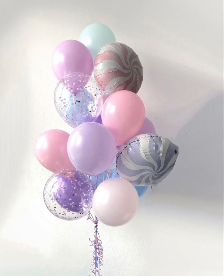 Сет №106: композиция из 17 гелиевых шаров «Фонтан ассорти с карамелью и шарами с конфетти» — Коломна